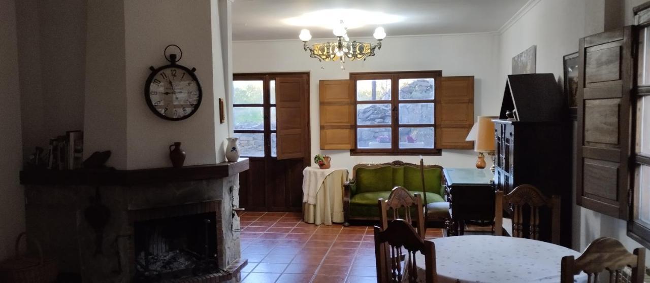 Albergue El Caseron De Fuentes Carrionas Cardano de Abajo Esterno foto
